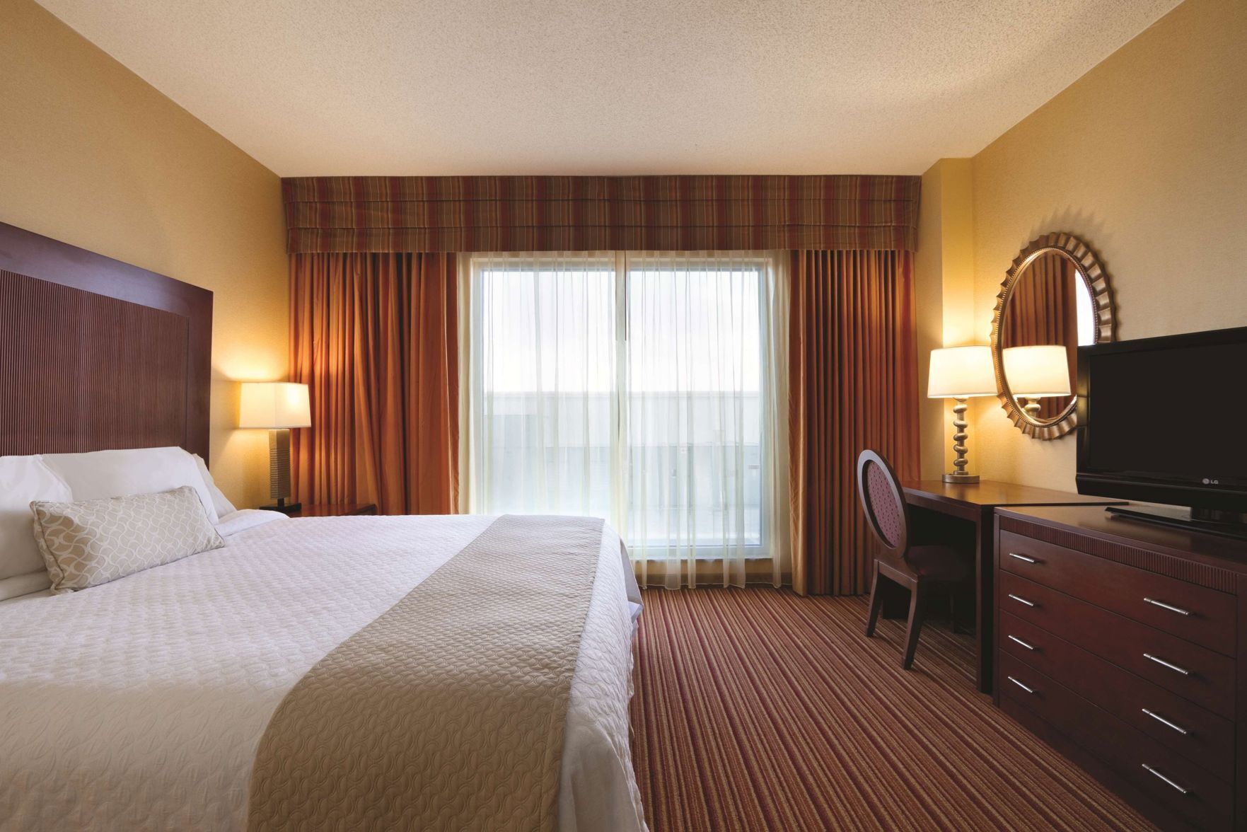 1 bedroom, premium bedding, in-room safe, desk