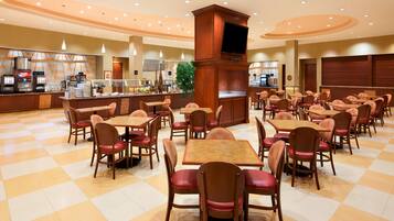 Desayuno buffet incluido todos los días