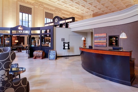Reception. Residence Inn by Marriott Columbus Downtown