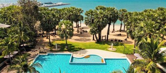 Ravindra Beach Resort And Spa