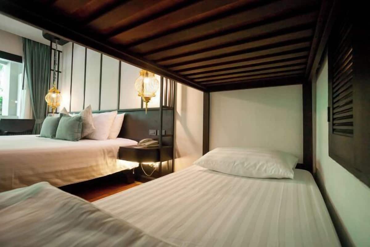 1 dormitorio, caja fuerte, escritorio y sistema de insonorización