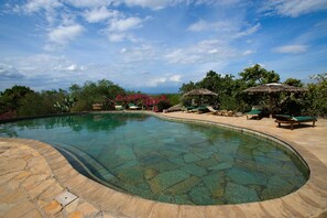 Outdoor pool - Kia Lodge (Arusha)