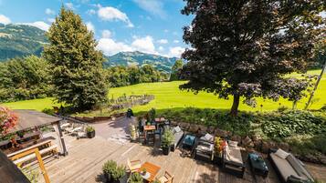 Deluxe-Suite, Balkon, Gartenblick | Ausblick vom Zimmer