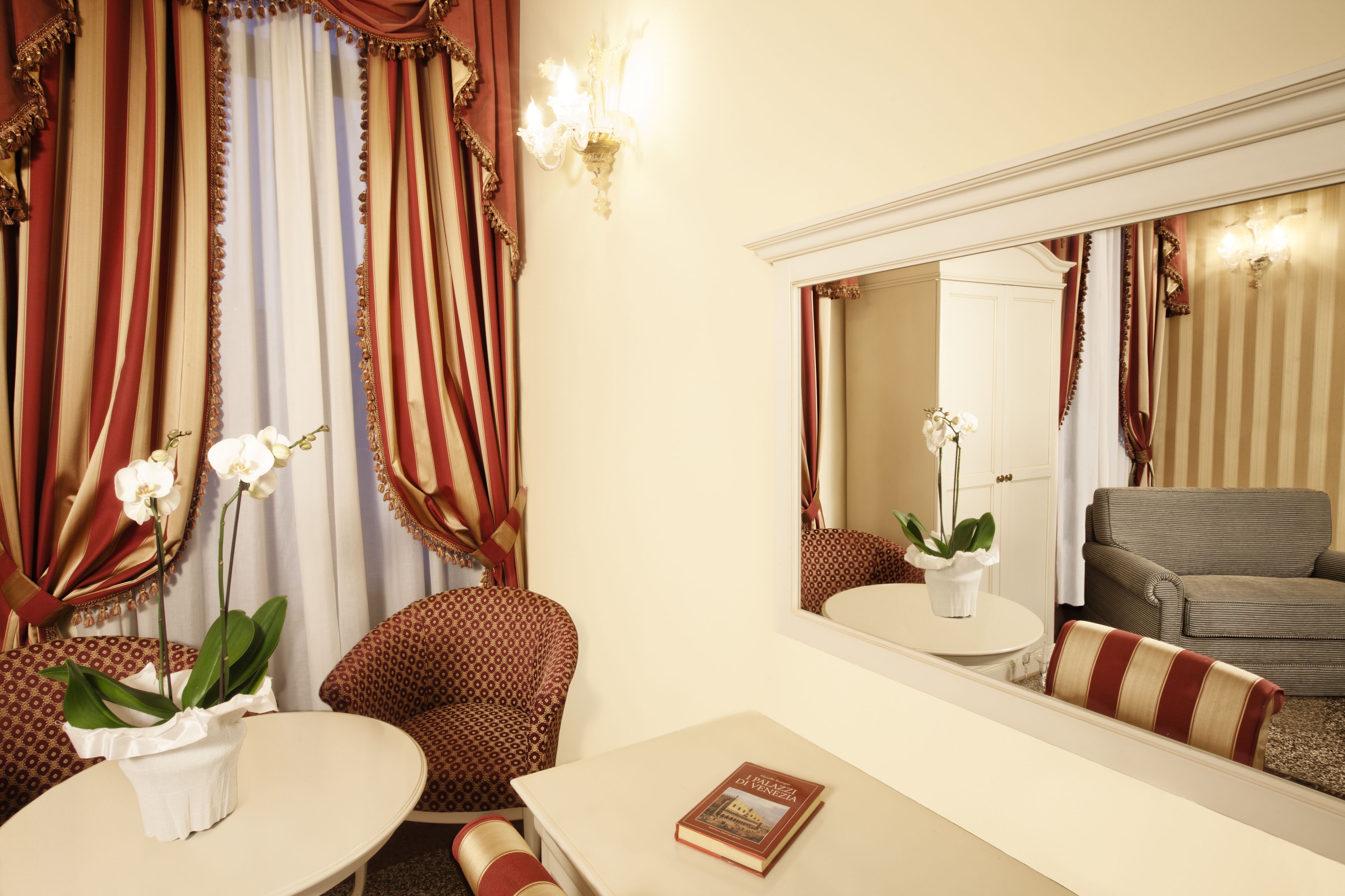 Foto - Ca' Bragadin e Carabba