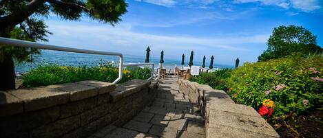 숙박 시설 구내