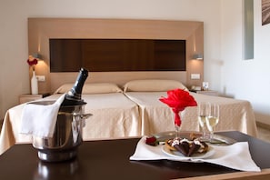 Minibar, in-room safe, desk, soundproofing