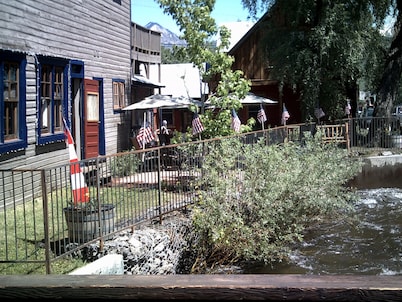 The Forest Queen Hotel