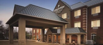 Country Inn & Suites by Radisson, Valparaiso, IN