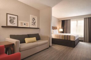 Studio Suite, 1 King Bed, Non Smoking | 1 bedroom, in-room safe, desk, blackout drapes