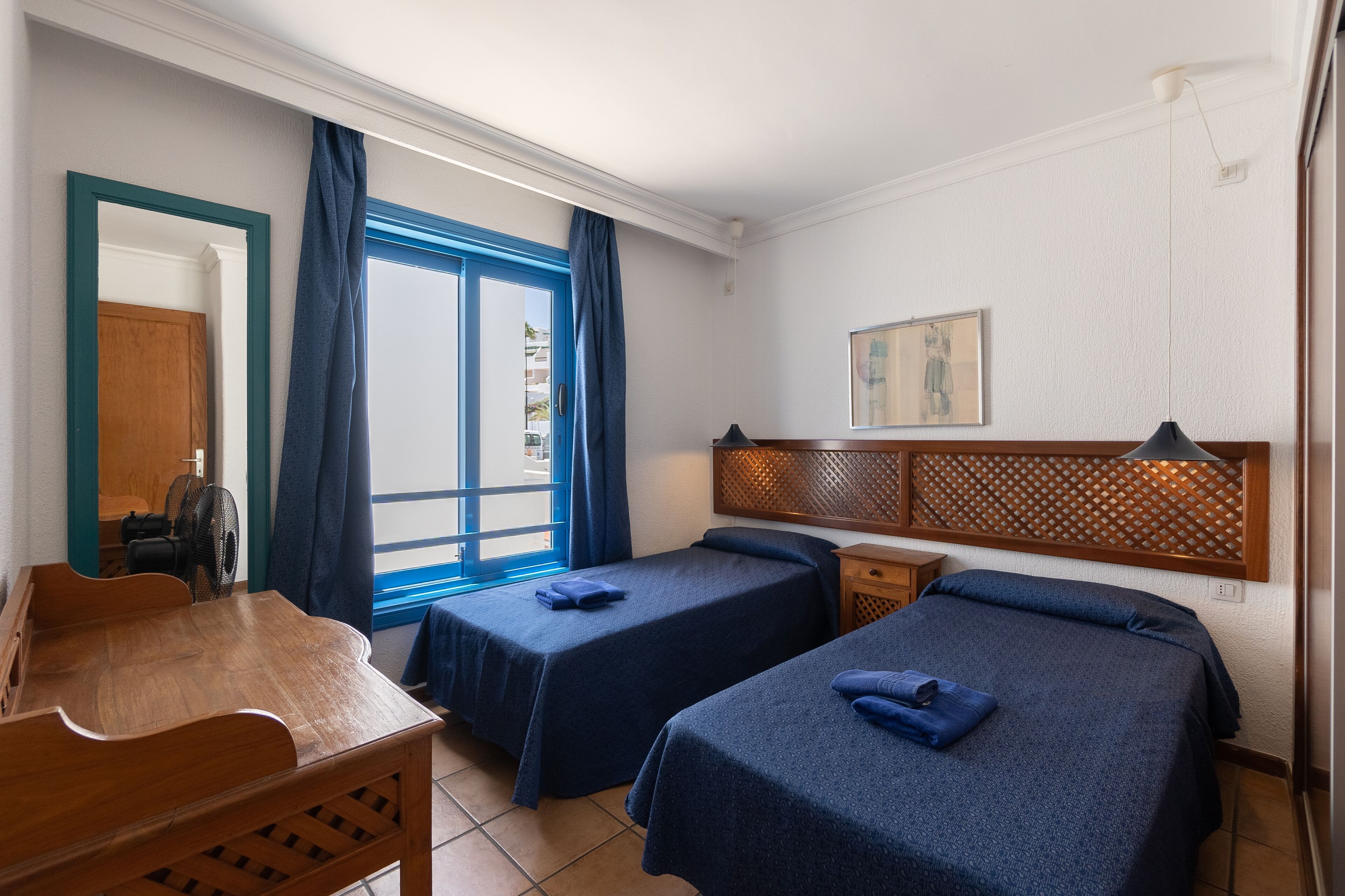 Superior Apartment, 2 Bedrooms | Individually decorated, individually furnished, blackout drapes