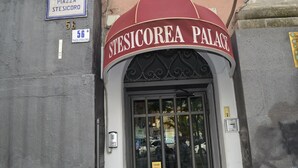 Unclassified image, 4 of 63, button - Stesicorea Palace (Catania)