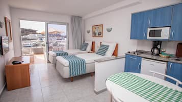 1 bedroom, in-room safe, blackout drapes, free WiFi