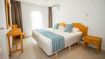 1 bedroom, down comforters, in-room safe, blackout drapes