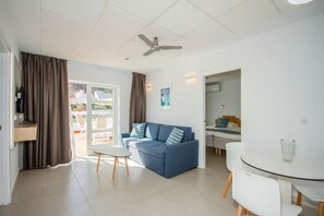 1 bedroom, down duvets, in-room safe, blackout curtains - Servatur Terrazamar Suite & Sun Suite (Mogan)