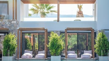 Junior Suite, Ground Floor | Premium bedding, in-room safe, desk, blackout drapes