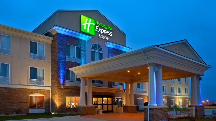 Holiday Inn Express & Suites Mattoon by IHG