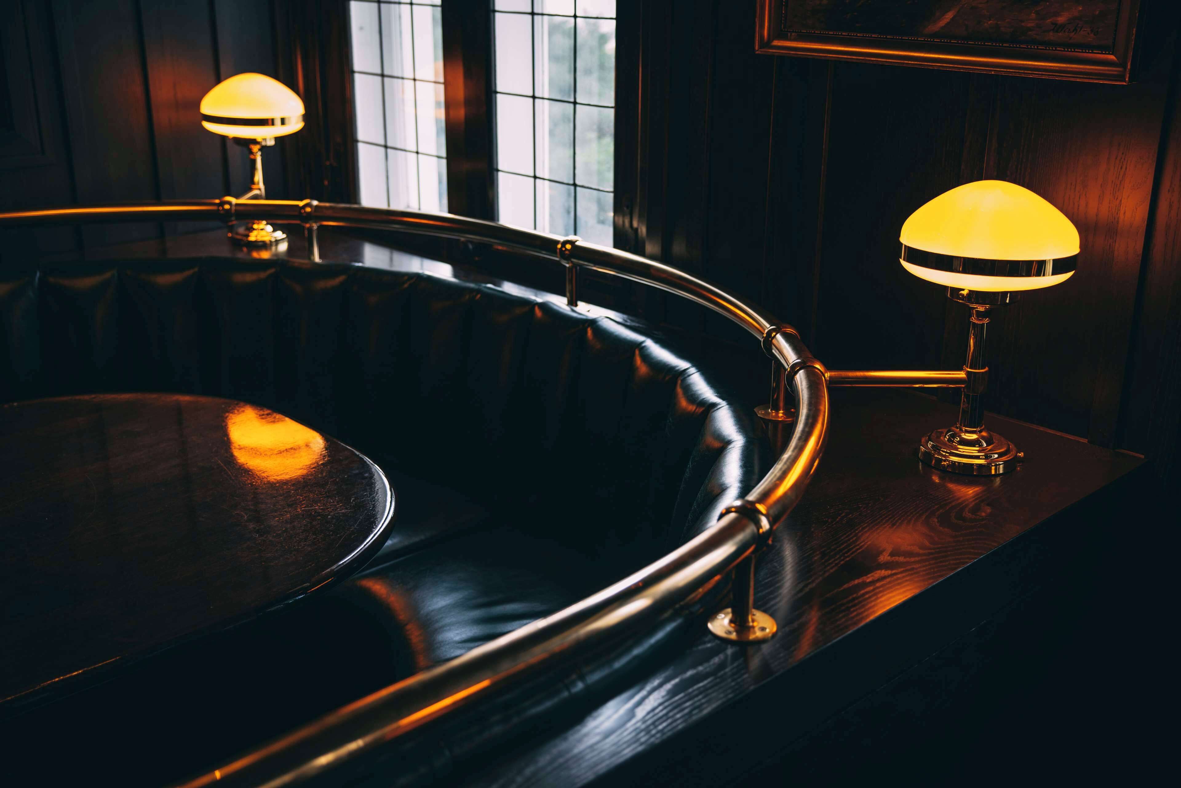 breakfast, dinner and brunch served