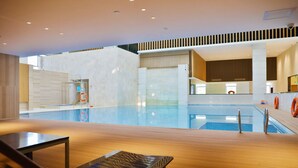 Indoor pool - Guangzhou Baiyun International Convention Center (Guangzhou)