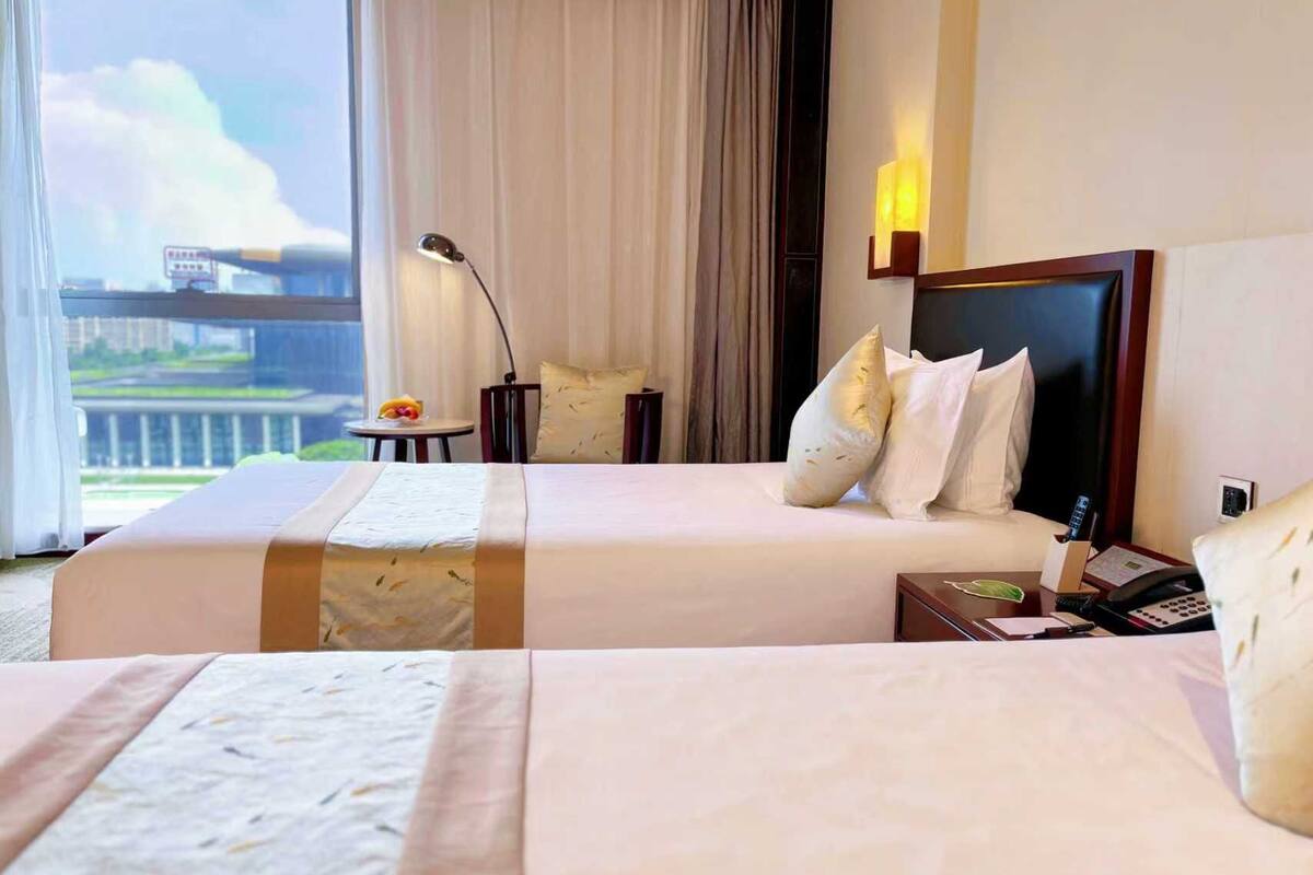 Minibar, in-room safe, desk, blackout drapes