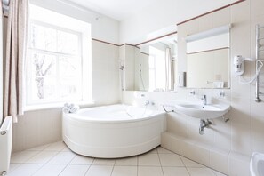 Free toiletries, hair dryer, towels - Rinno hotel (Vilnius)