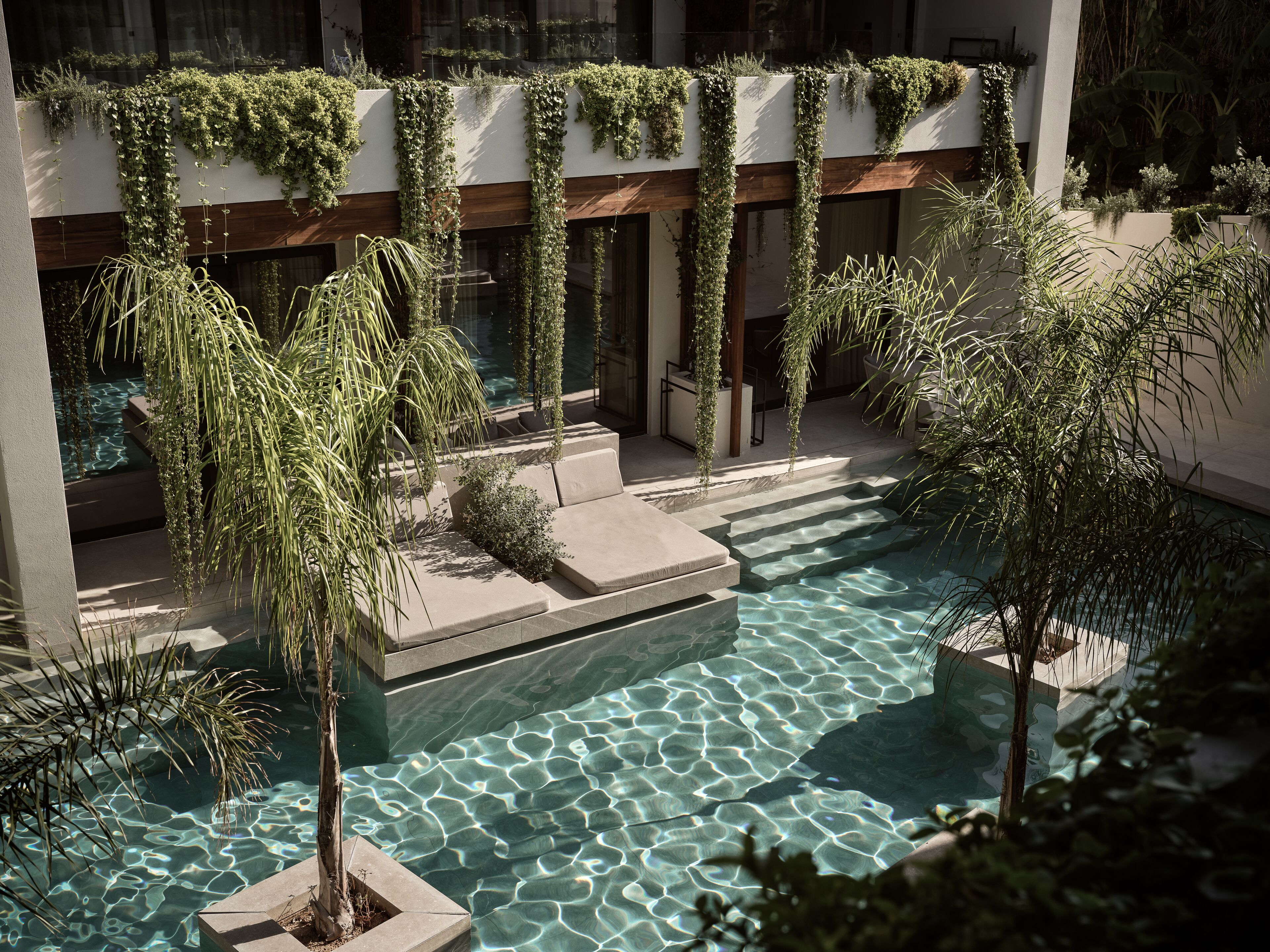 Family Suite, Pool Access (Friends and Family Swim Up Suite) | In-room safe, desk, blackout drapes, soundproofing