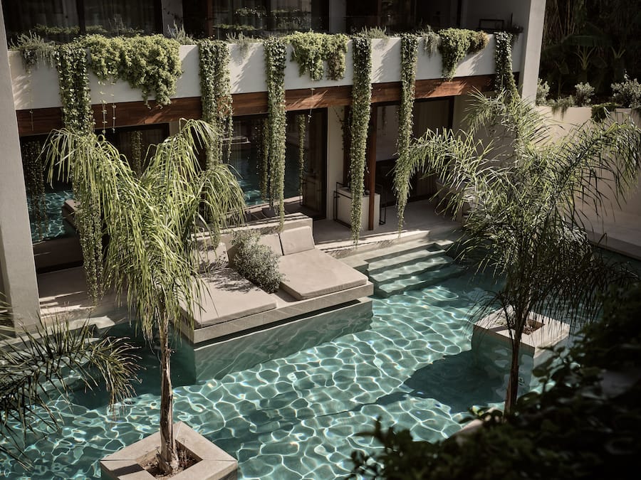 Suite Familiale, accès piscine (Friends and Family Swim Up Suite) | Coffres-forts dans les chambres, bureau, rideaux occultants