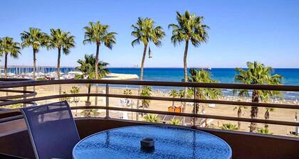 Les Palmiers Beach Hotel