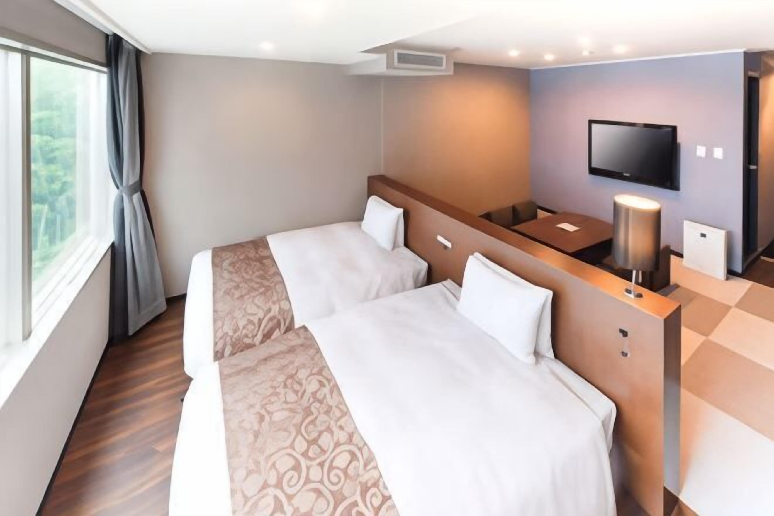 Coffres-forts dans les chambres, bureau, chambres insonorisées