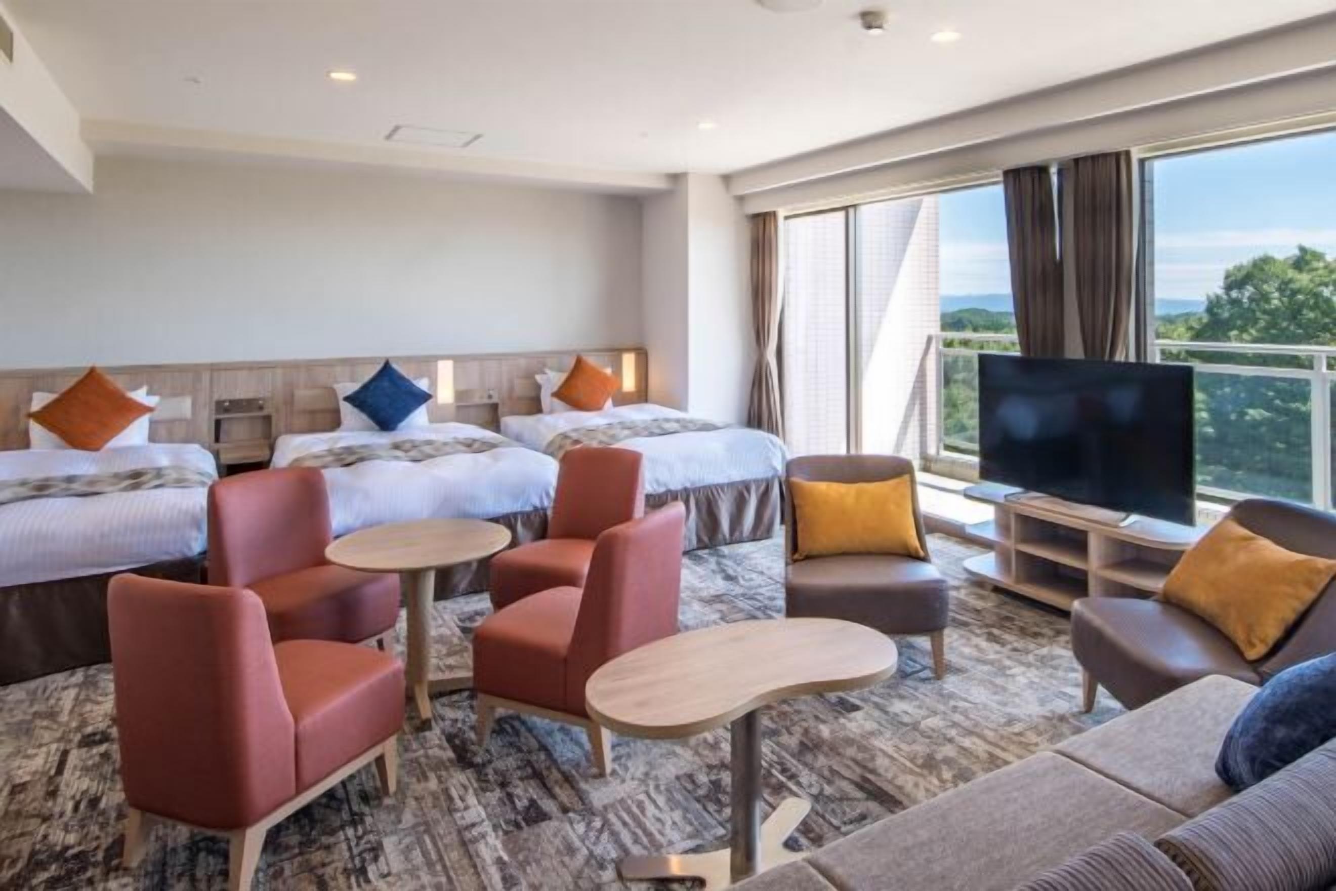 In-room safe, desk, soundproofing, free WiFi