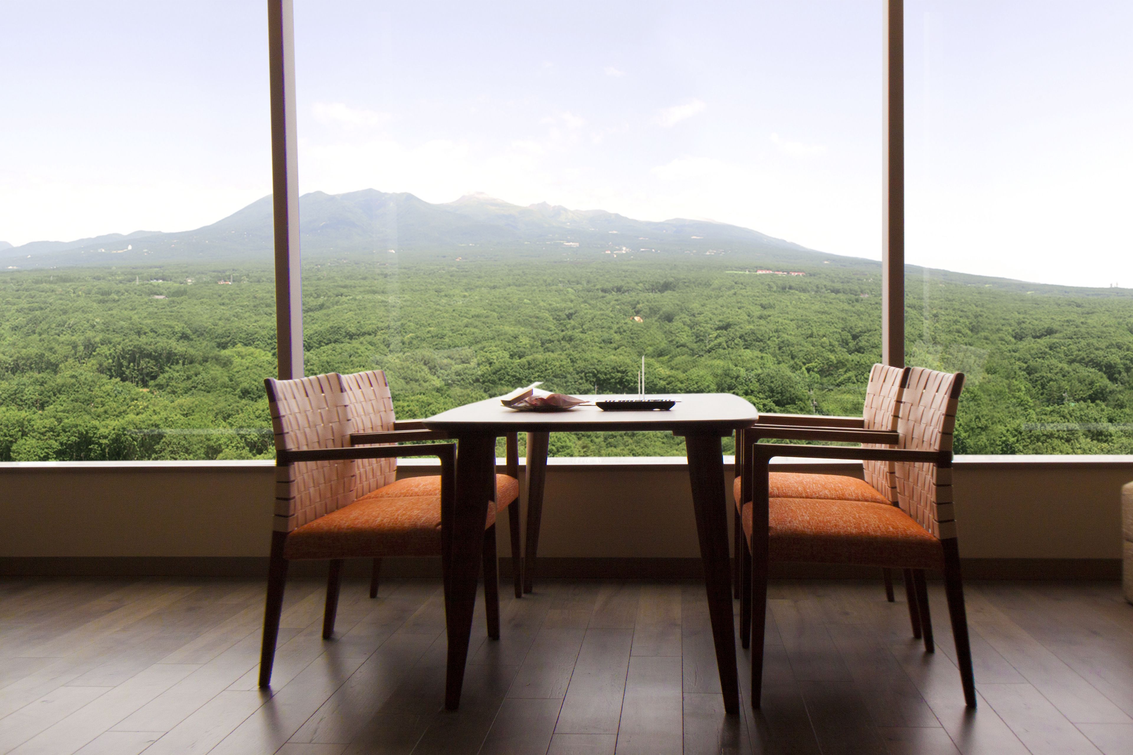 junior suite with mountain view - in-room french dinner and breakfast included | 1 bedroom, in-room safe, desk, soundproofing