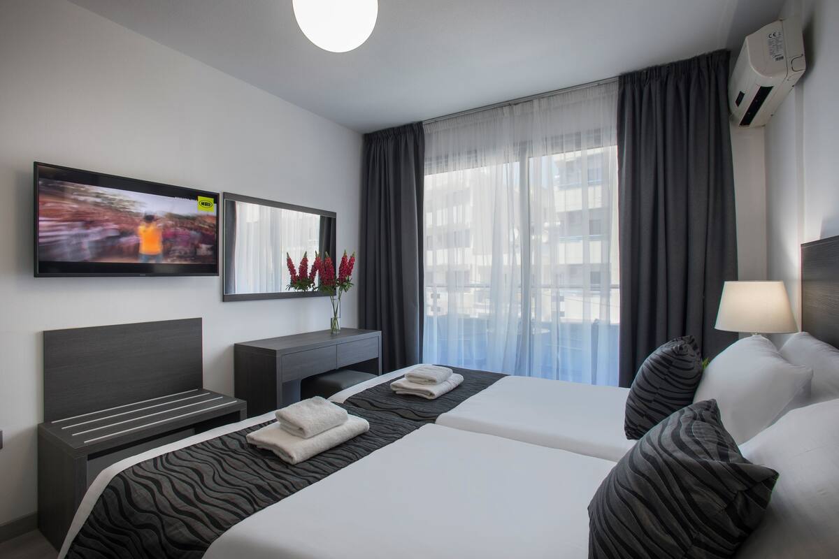 Superior Apartment, 1 Bedroom, Balcony, City View | In-room safe, desk, soundproofing, WiFi (free)