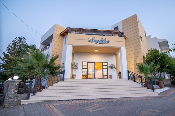 Fachada del alojamiento