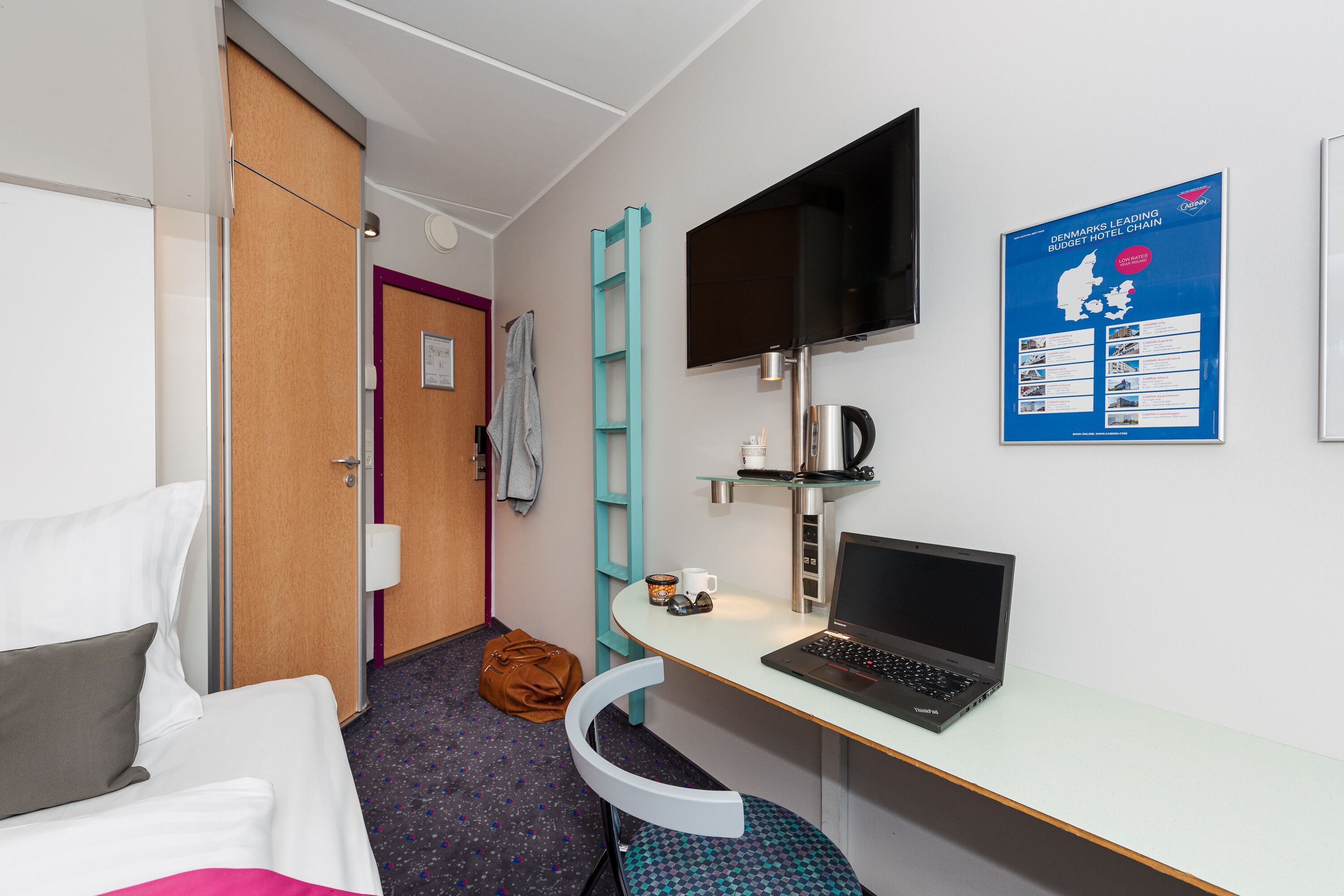 economy room | desk, free wifi, bed sheets