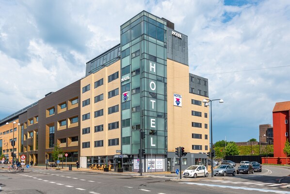 Front of property - CABINN Odense Hotel (Odense)
