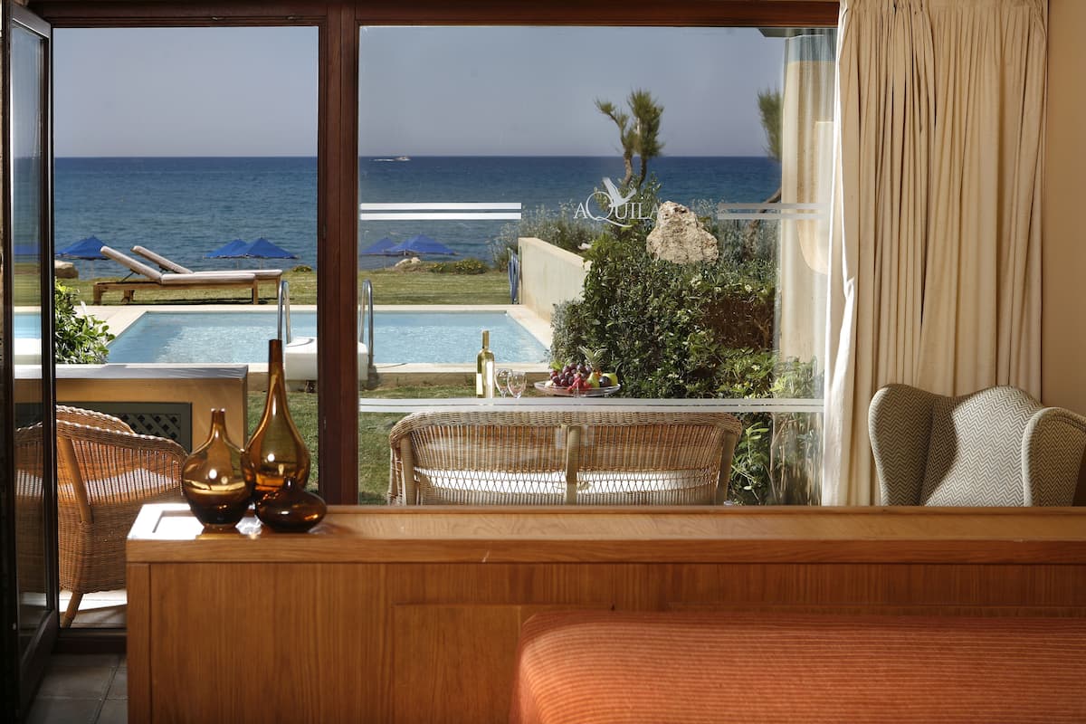 Mythica Bungalow with Private Pool, Beachfront | 1 bedroom, in-room safe, free WiFi, bed sheets