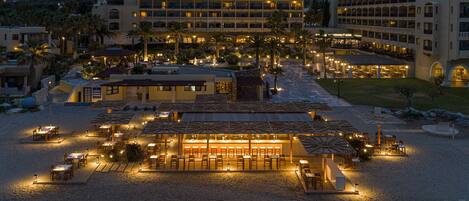 Beach bar