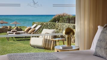 Mythica Bungalow, Beachfront