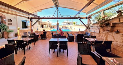 Erato Hotel