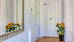 Kremerowska Studio (Kremerowska Street 14) | Living area | 26-inch TV with satellite channels