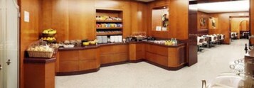 Colazione a pagamento, servita tutte le mattine