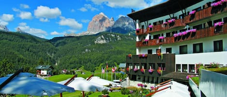 Fachada da propriedade