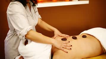 Manicure/pedicure, massaggi