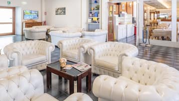Sala de estar en el lobby