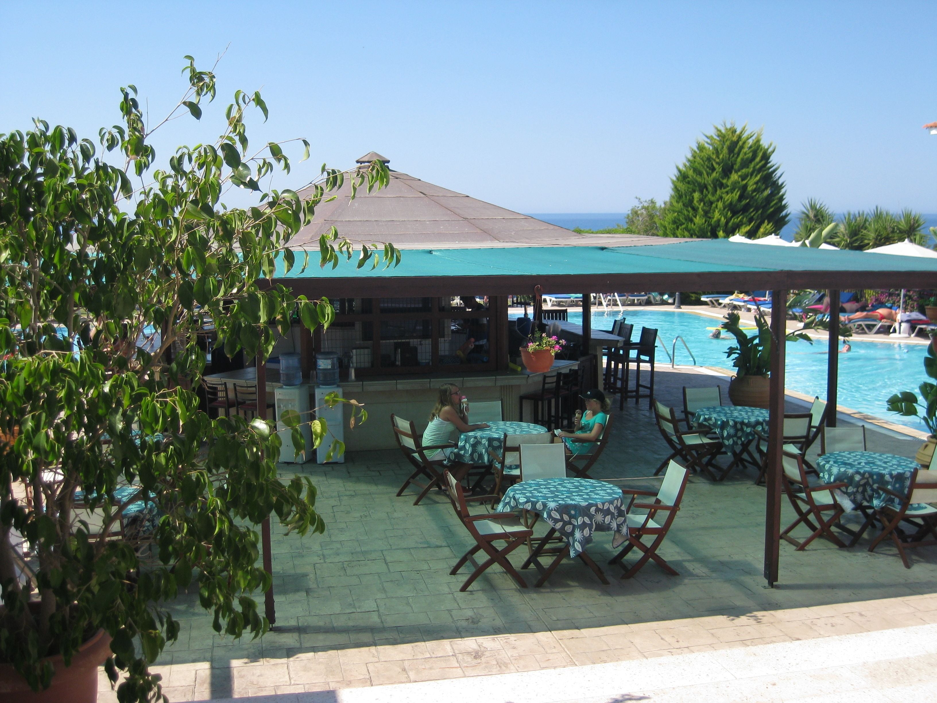 Poolside bar