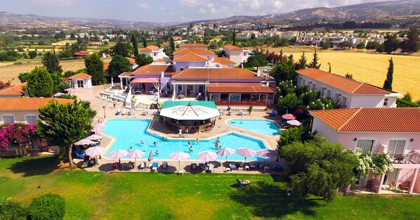 منظر من الجو على ارتفاع عالٍ