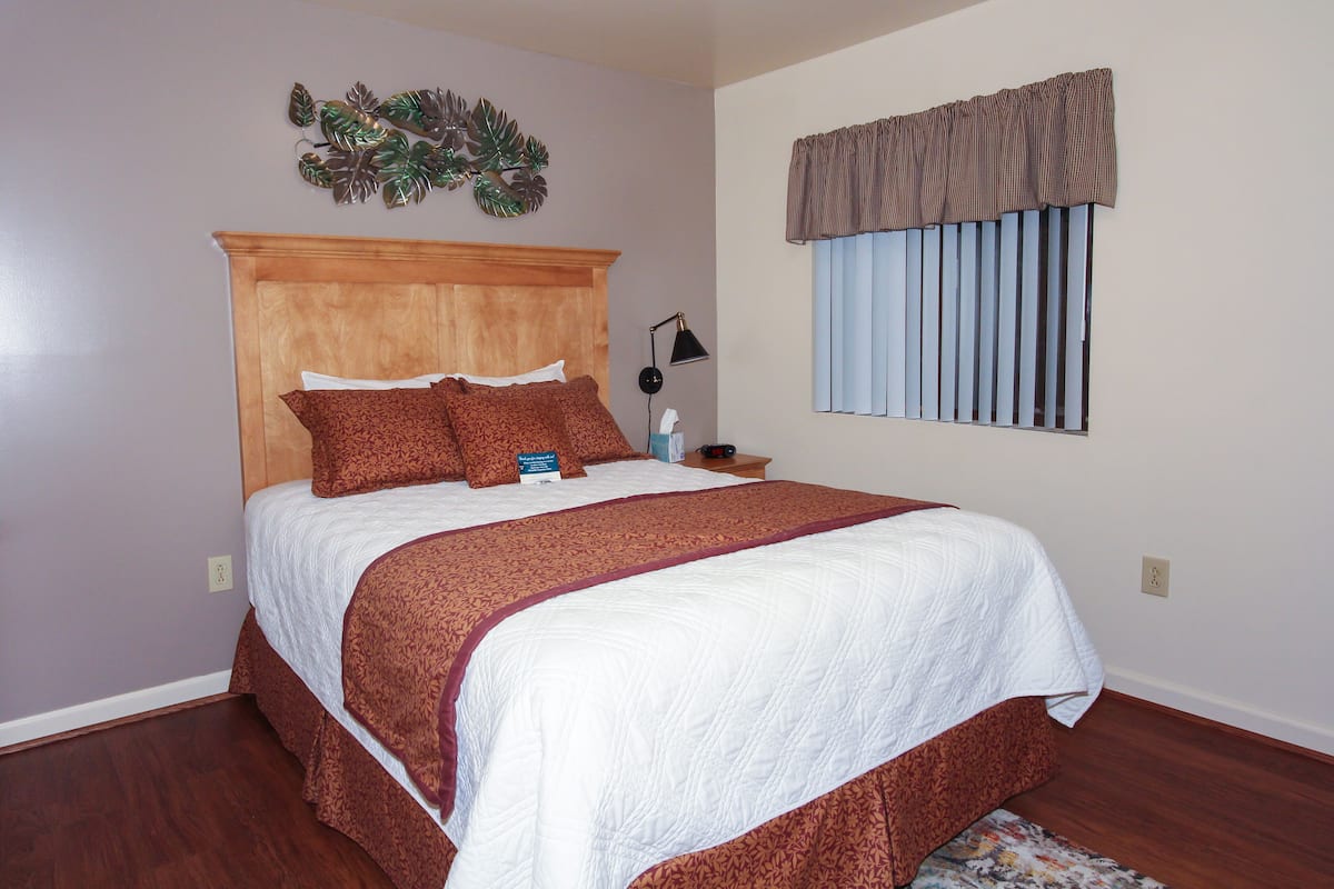 Standard Queen Suite, 1 Bedroom, Full Kitchen