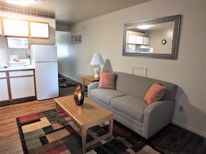 Flat-screen TV, DVD player - Affordable Suites Concord (Concord)