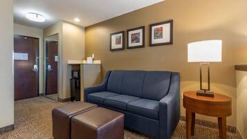 Suite, 1 King Bed, Non Smoking | Desk, blackout drapes, iron/ironing board, free WiFi