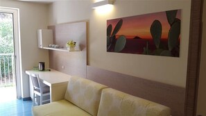 Flat-screen TV, pay movies - Villaggio Il Gabbiano (Ricadi)