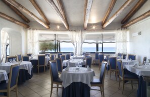 Daily buffet breakfast (EUR 8 per person)